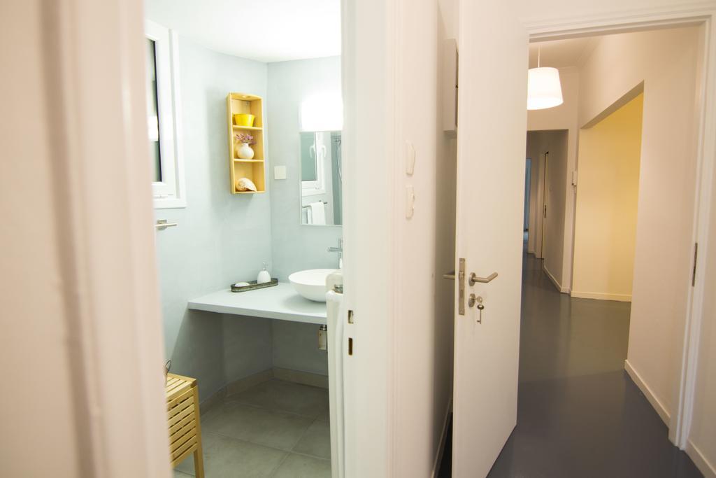 Athenian Blue - Family Apt 5' Minutes From Acropolis Museum Exterior foto