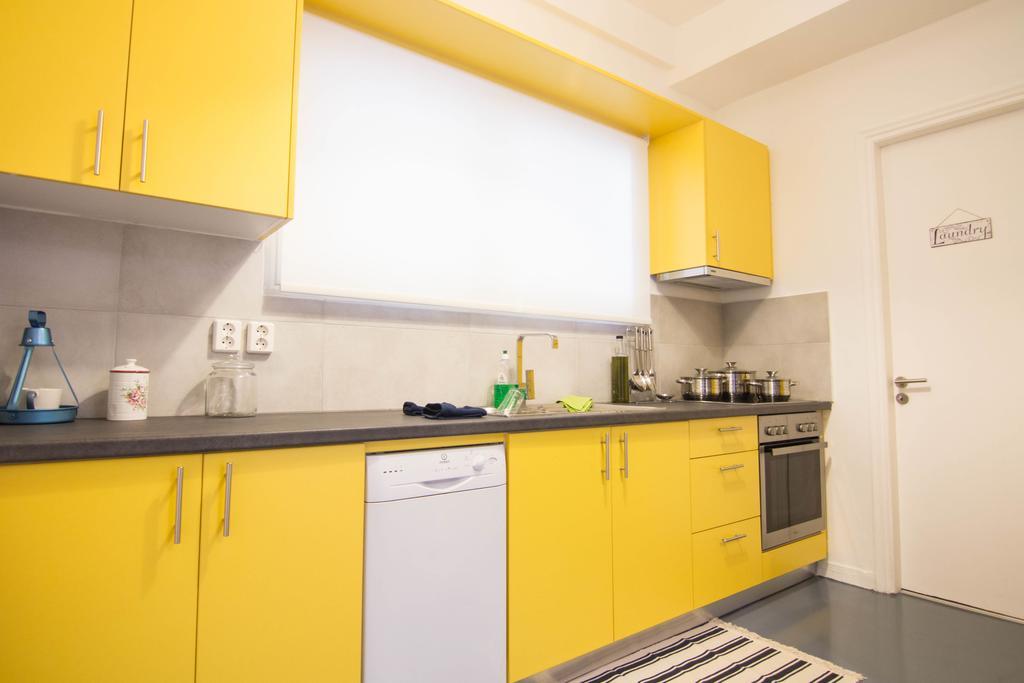 Athenian Blue - Family Apt 5' Minutes From Acropolis Museum Exterior foto